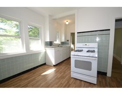 Foto del edificio - 112 S Main St