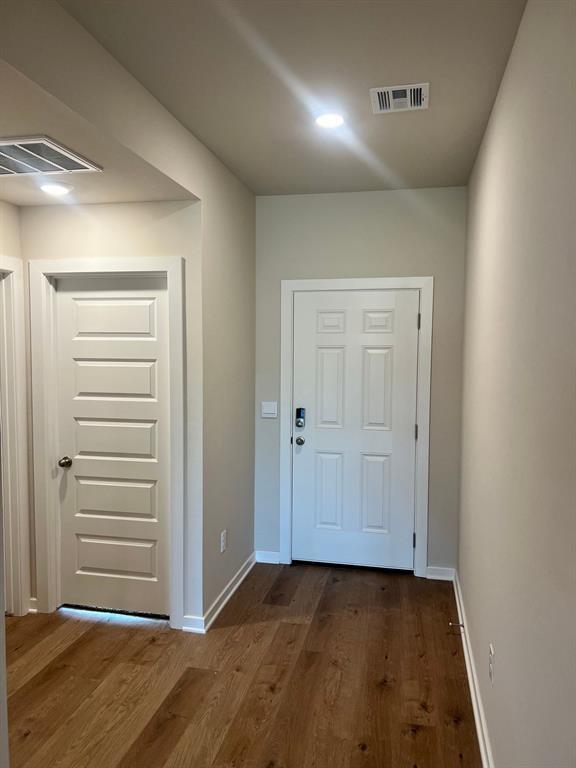 Building Photo - 2909 Firefly Dr