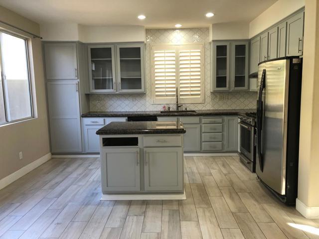 Foto del edificio - 130 Venetia Way