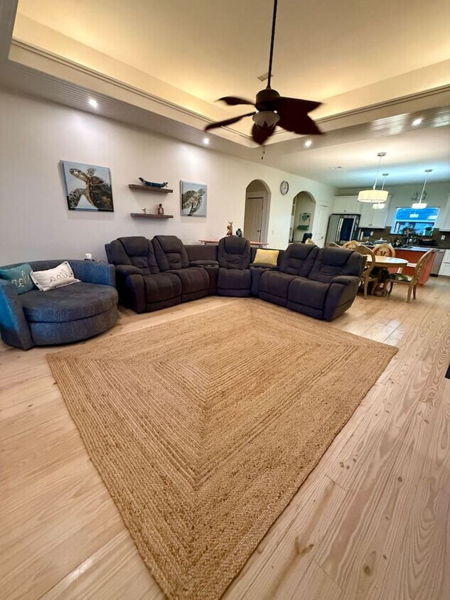 Foto principal - 986 Dolly St