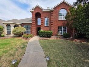 Building Photo - 1701 Balboa Ln