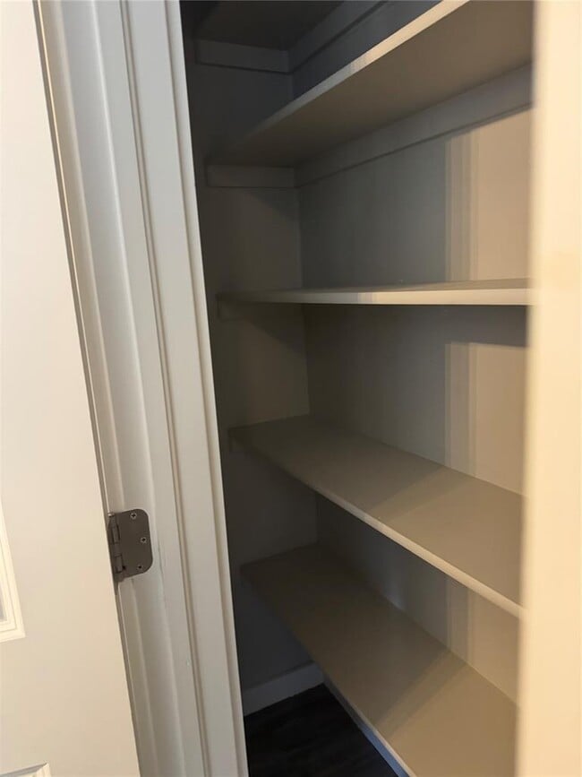 Foto del edificio - 14328 Peach Tree Dr