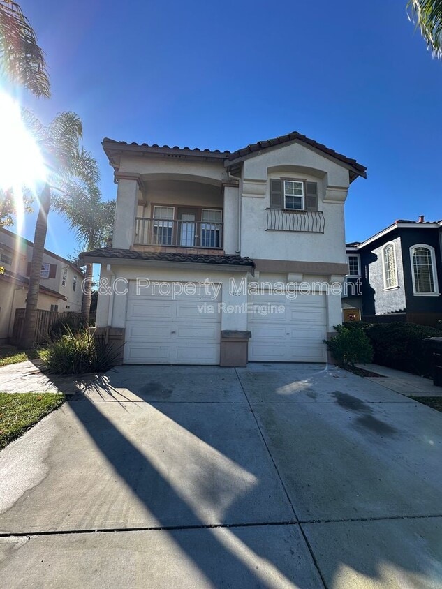 Foto principal - 1058 Twin Creeks Dr