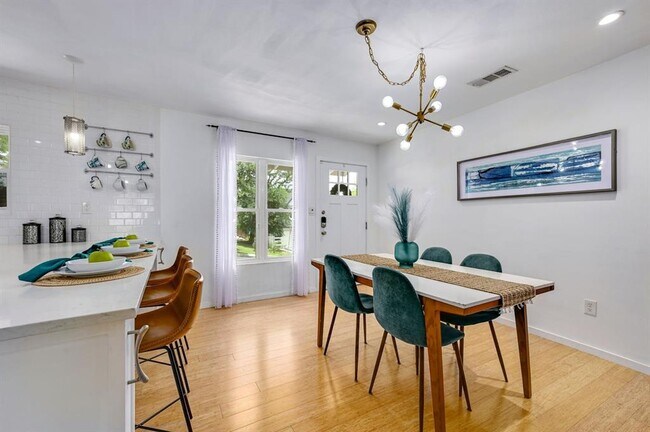 Foto del edificio - 403 Krebs Ln