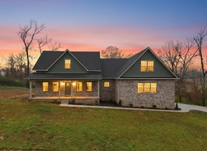 Building Photo - 100 Seven Oaks Dr