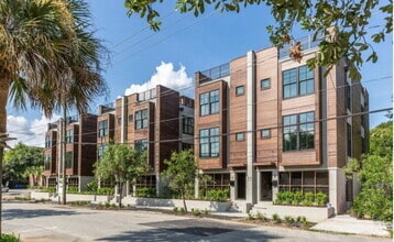 Building Photo - 64 Gadsden St