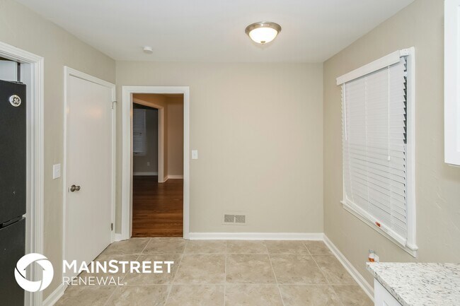 Foto del edificio - 513 Goldenrod Dr