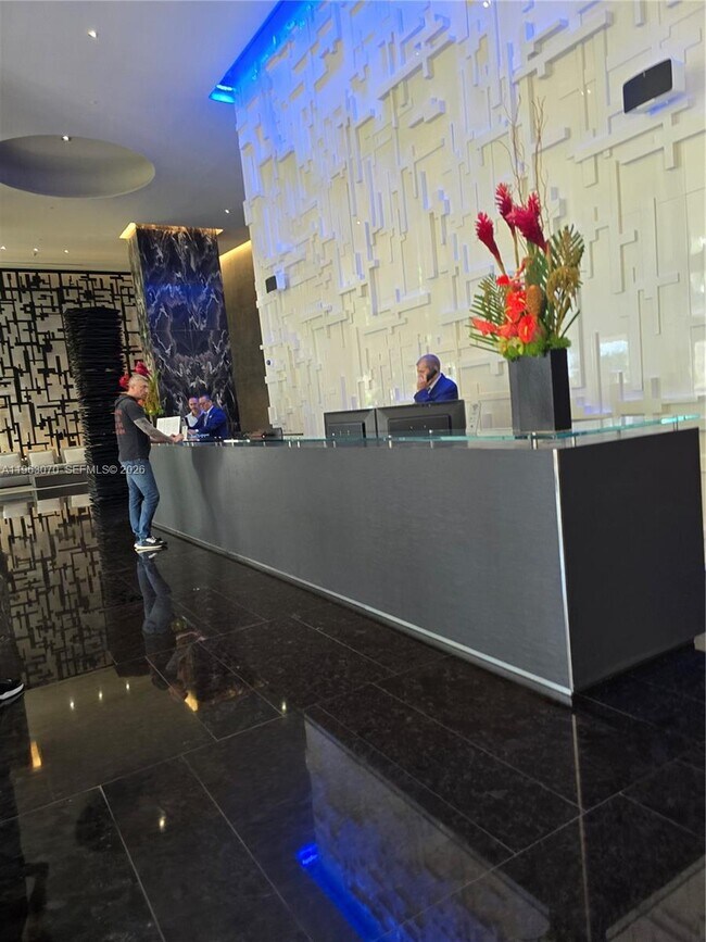 Foto del edificio - 1830 S Ocean Dr