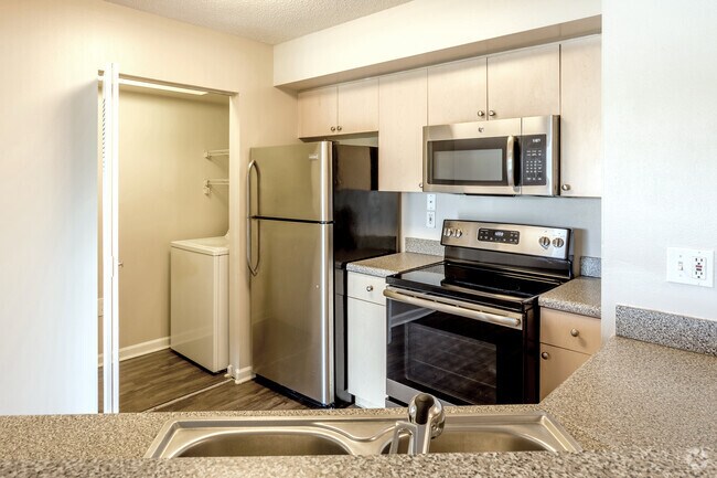 2HAB, 2BA - 1.065 ft² - Portofino Jensen Beach