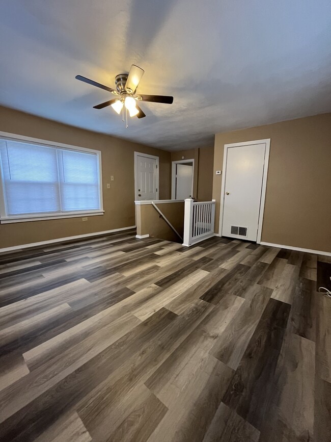 Building Photo - 114 Moffett Ave