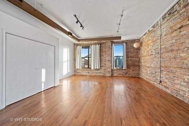 Building Photo - 1215 W Grand Ave