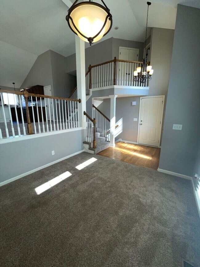 Foto del edificio - 5 Bedroom, 3 Bathroom California Split Sty...