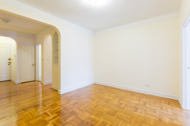 Foto del edificio - 4720 42nd St