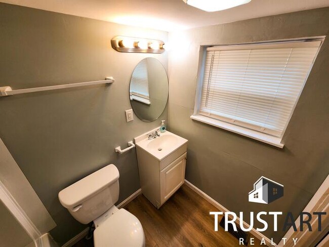 Building Photo - 1 bedroom apartment in Frankford