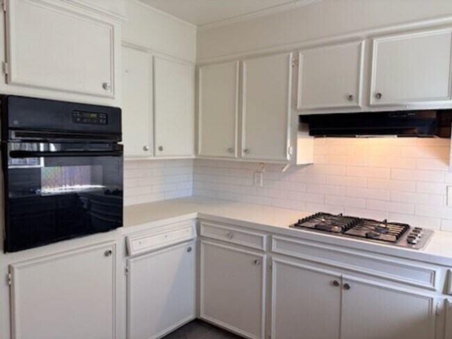 Foto del edificio - 5408 Keele St