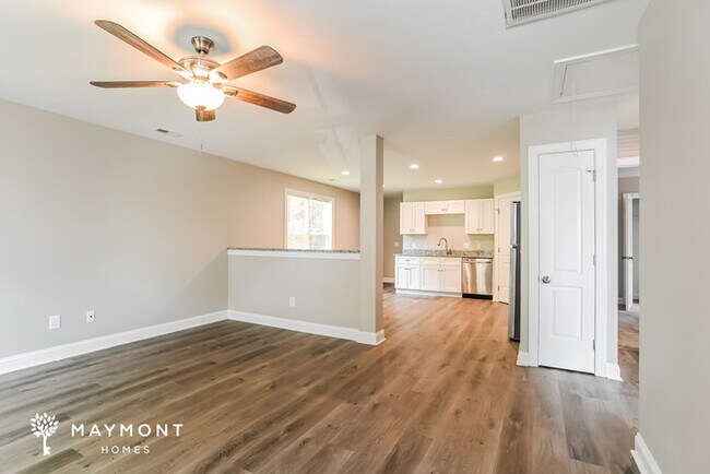 Building Photo - Stunning 3-Bedroom Home in Concord
