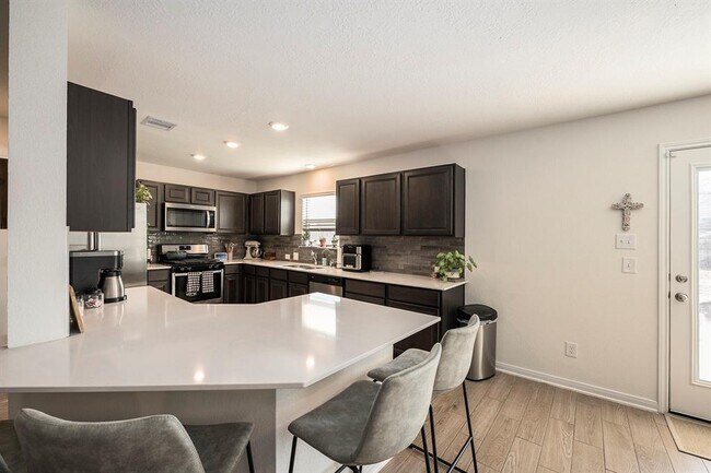 Building Photo - 4811 Ranleagh Ct