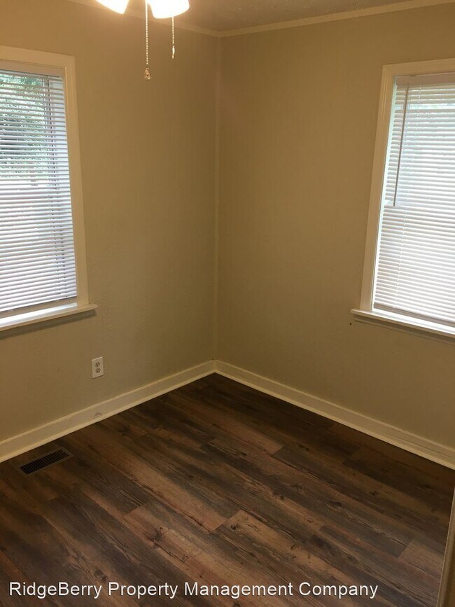Foto del edificio - 2 br, 1 bath House - 119 Rudy St