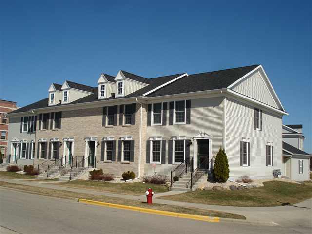 Foto del edificio - 2533 Leopold Way