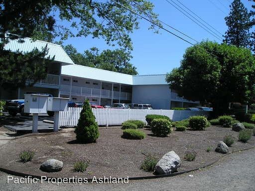 Primary Photo - 1665 Siskiyou Blvd