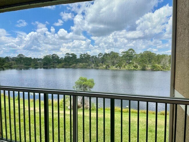 Foto del edificio - 3684 NW Mediterranean Ln