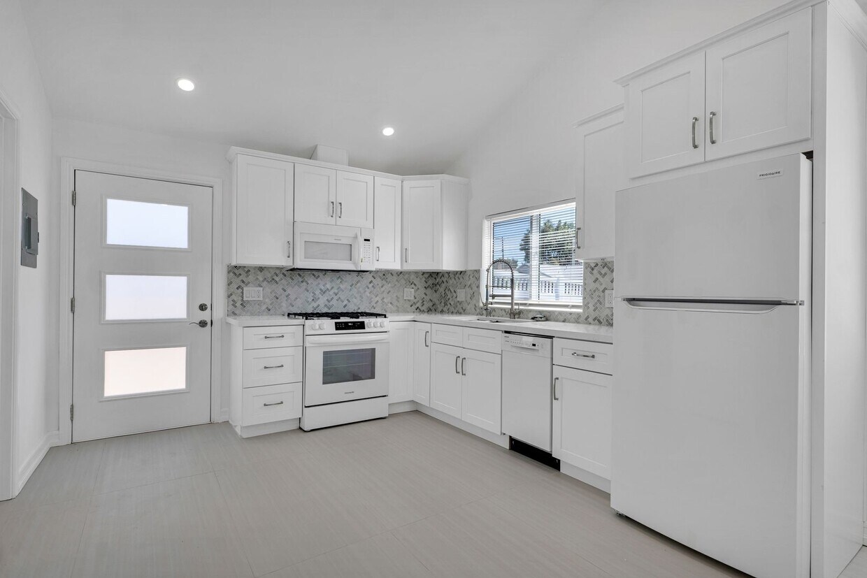 Foto principal - Brand-New Studio Guest House with Modern C...
