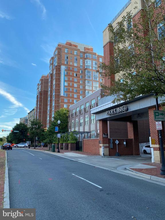 Foto del edificio - 309 Holland Ln