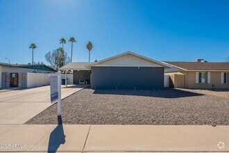 Building Photo - 1715 E El Parque Dr