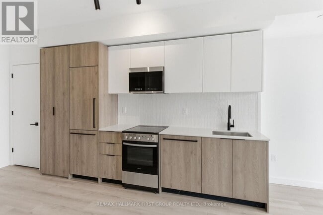 Building Photo - 1635 Military Trail