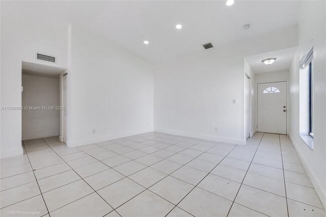 Building Photo - 13963 SW 280th Terrace