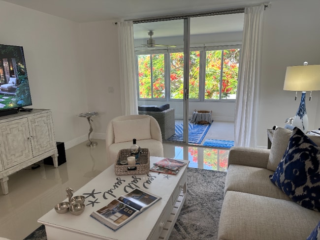 Photo - 14773 Cumberland Dr Apartment