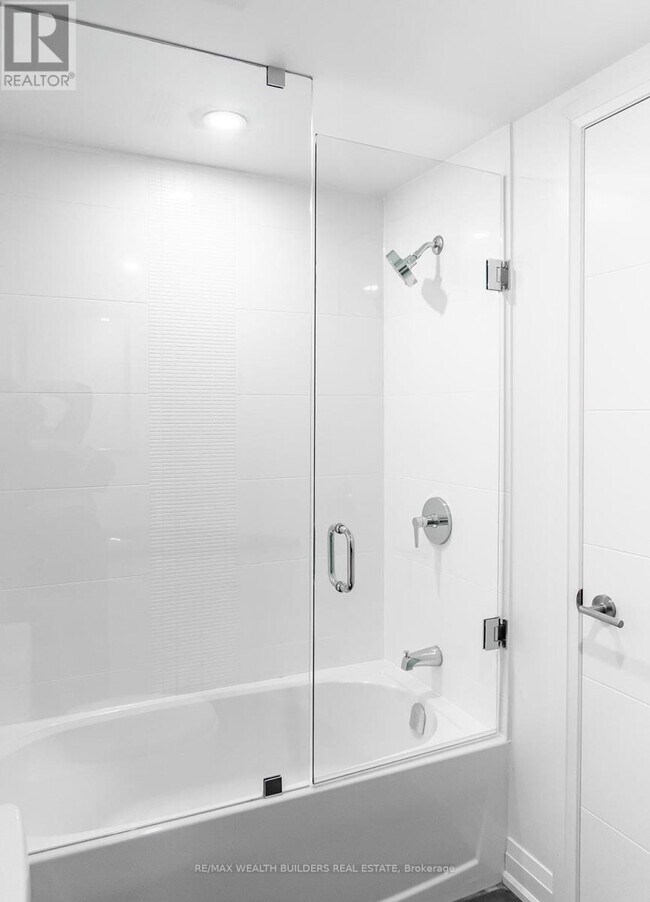 Photo du bâtiment - 1 Jarvis St