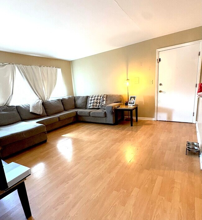 Foto del edificio - 4337 Prescott Ave