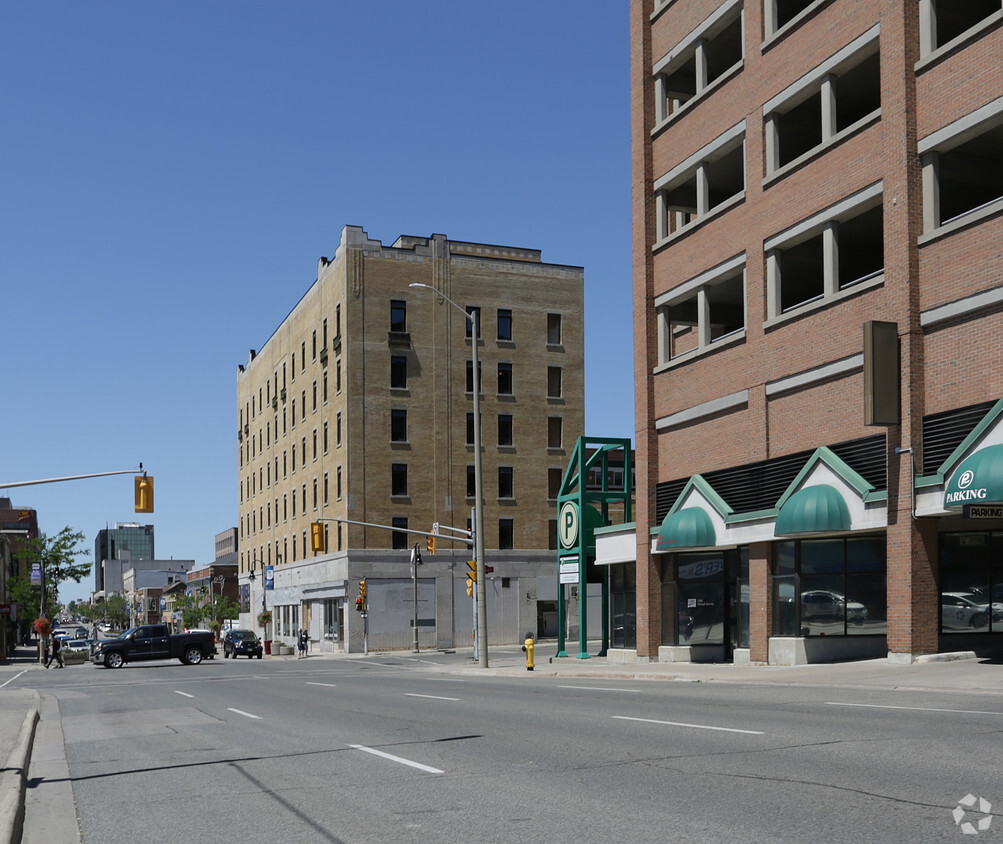 Primary Photo - 70 King Street East