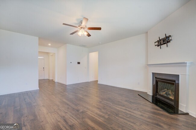 Foto del edificio - 4113 Spencer Ln