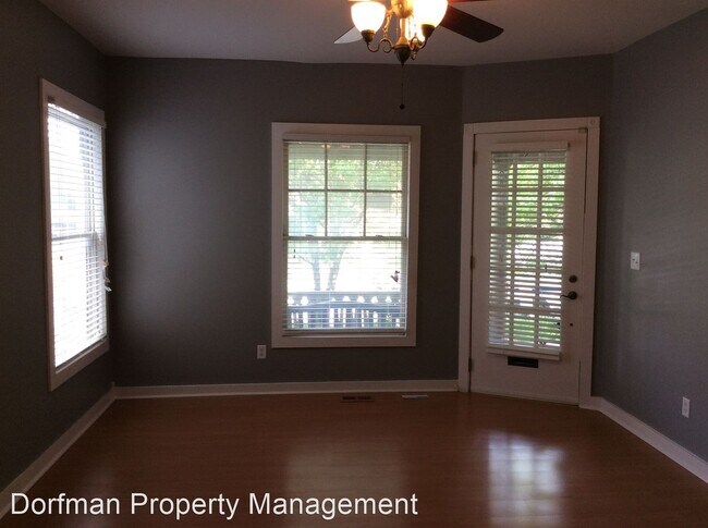 Building Photo - 2 br, 1 bath House - 1907 Delaware #A
