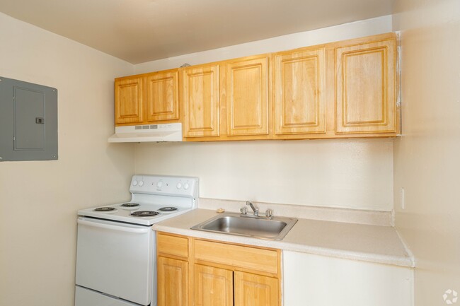 Kitchen-Classic - Raven Run Apartments