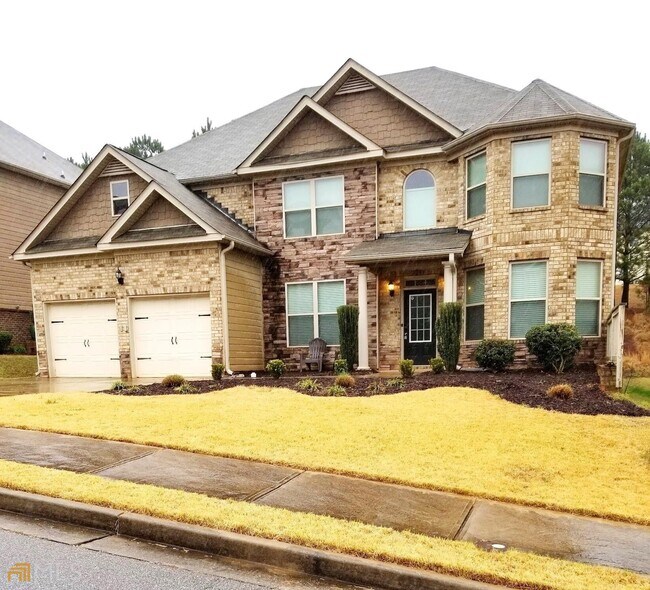 Building Photo - 5297 Rosewood Pl