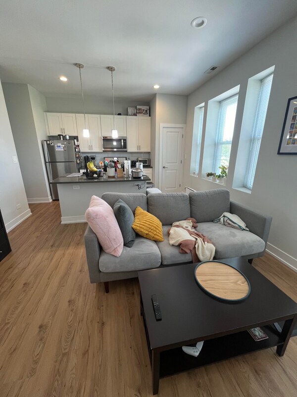 Foto principal - 2207 W Rice St