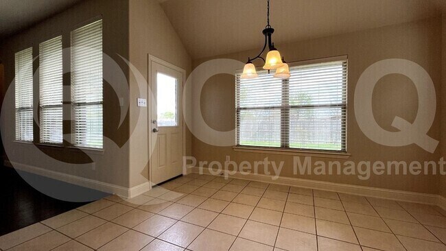 Foto del edificio - 516 Brooke St