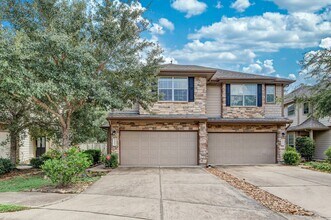 Building Photo - 24662 Folkstone Cir