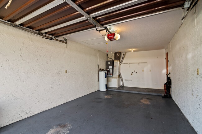 Building Photo - 5995 Sisson Rd
