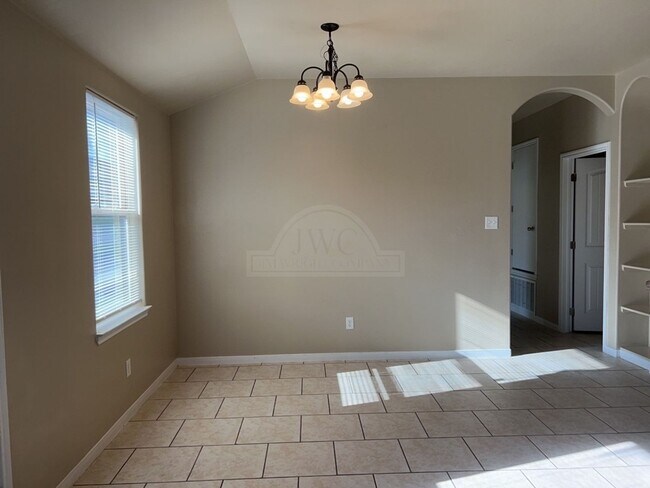Building Photo - 1300 Vanguard Ln