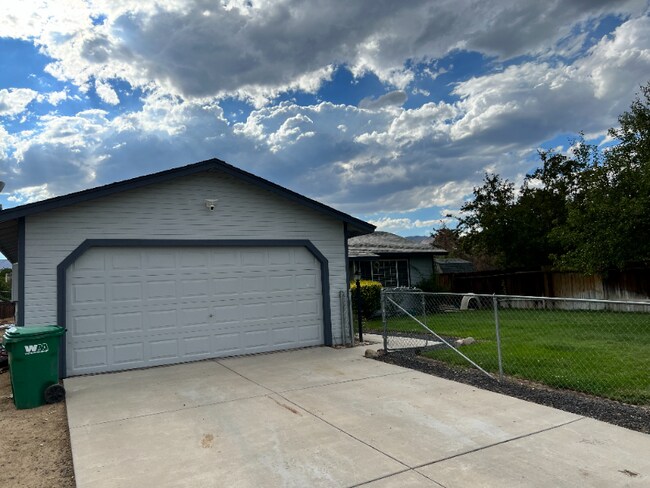 Foto del edificio - 101 Empire Rd