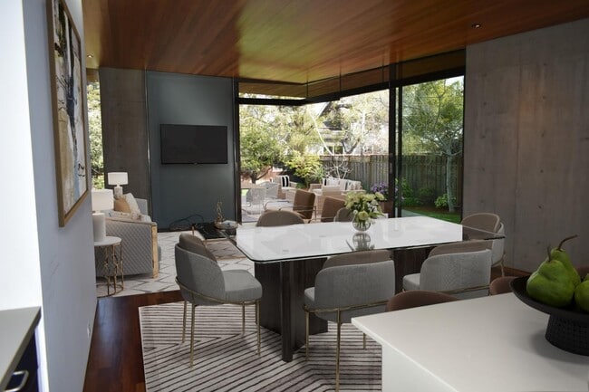 Foto del edificio - 266 Santa Margarita Ave