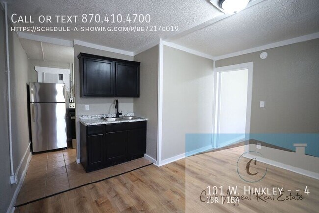 Foto del edificio - 101 W Hinkley Ave