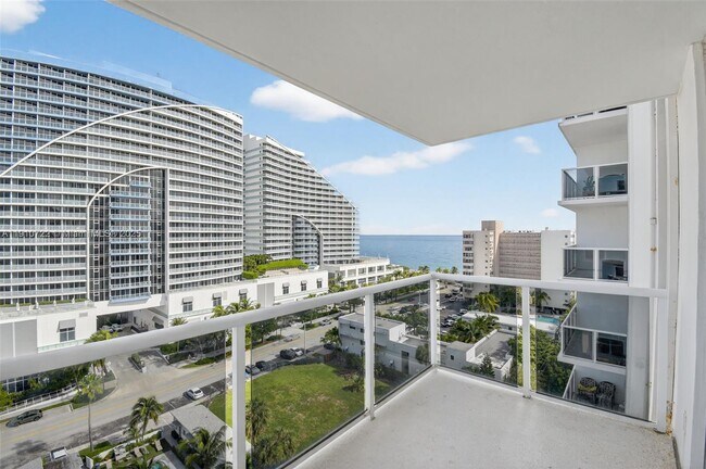 Foto del edificio - 336 N Birch Rd