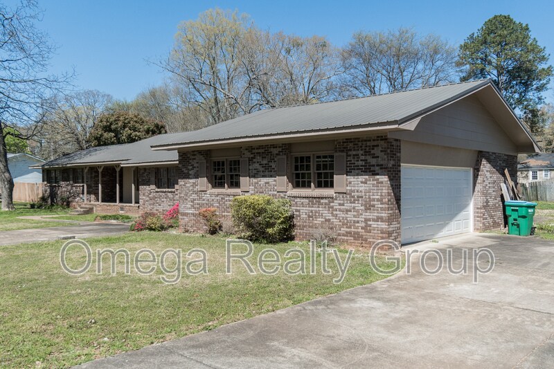Primary Photo - 108 Meadow View Ln