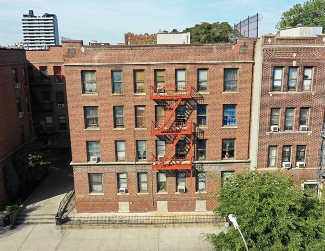 Building Photo - 305 Martense St