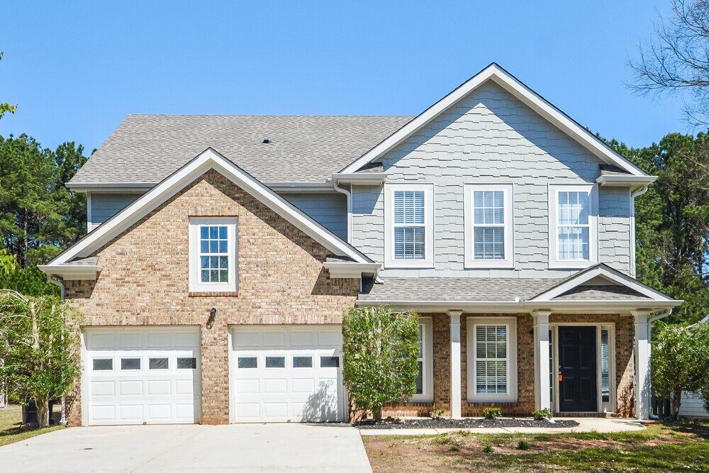 Primary Photo - 137 Lantana Dr